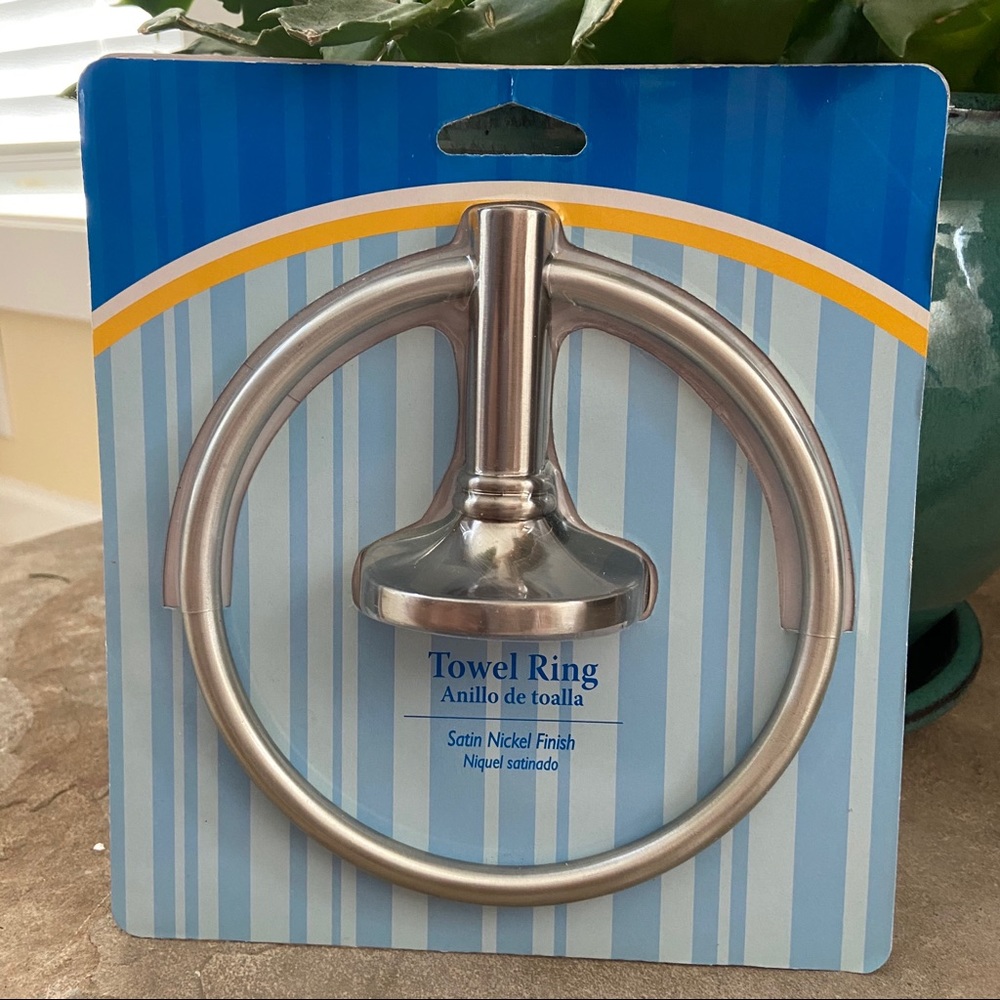 Towel Ring NWT